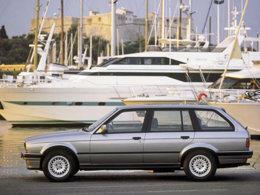  BMW 320i Touring (E30) 1988 года  (WW) (фото 1 из 4)